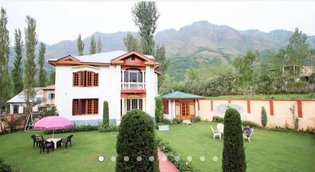 Asif Guest House Srīnagar Esterno foto