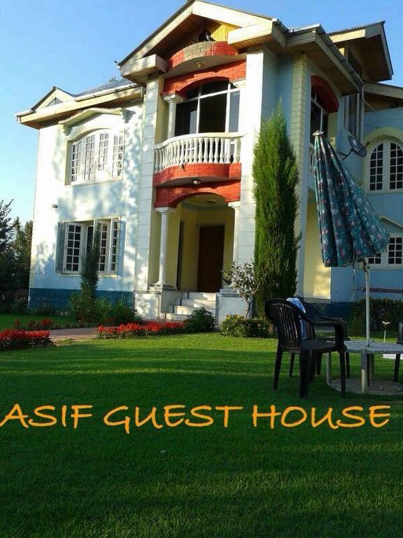 Asif Guest House Srīnagar Esterno foto